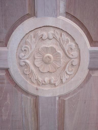 ประตูไม้เต็งแดง MTD004 ขนาด90x200ซม. ใช้ได้ทุกส่วนของบานโดยเฉพาะหน้าบาน ดูภูมิฐานและสง่างาม ประตูไม้เต็งแดง MTD004 ขนาด90x200ซม. ใช้ได้ทุกส่วนของบานโดยเฉพาะหน้าบาน ดูภูมิฐานและสง่างาม