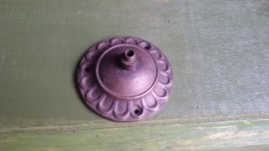 Brass Ceiling Hook Item code CLH001B size wide 92 mm. Brass Ceiling Hook Item code CLH001B size wide 92 mm.
