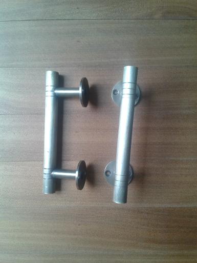 Brass Door Handle Item code C.075A long 120 mm H:30 mm.wide 30 mm.stick D: 13 mm. Brass Door Handle Item code C.075A long 120 mm H:30 mm.wide 30 mm.stick D: 13 mm.