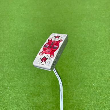 รหัสสินค้า 202603021 ไม้กอล์ฟพรีเมี่ยม!!! ราคาถูกที่สุดในประเทศไทย!!! PUTTER SCOTTY CAMERON SQUARE