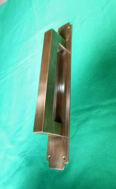 ฺBrass door handle Item Code ACM.018 size wide 70 mm. long 448 mm. handle square size 32 x 32 mm. ฺBrass door handle Item Code ACM.018 size wide 70 mm. long 448 mm. handle square size 32 x 32 mm.
