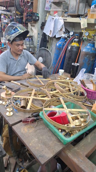 Brass Lamp Producttion Factory Of Thailand. Brass Lamp Producttion Factory Of Thailand.