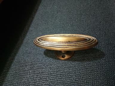 Brass handle Item Code W.064HT size long 108 mm.wide 32 mm.high 25 mm.base 37 mm. Brass handle Item Code W.064HT size long 108 mm.wide 32 mm.high 25 mm.base 37 mm.