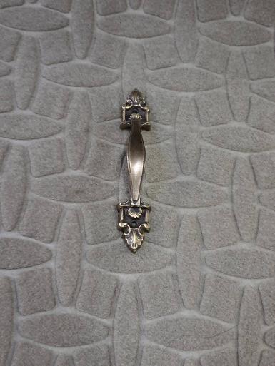Brass pull handle Item Code CH442 size long 133 mm.wide 23 mm. Brass pull handle Item Code CH442 size long 133 mm.wide 23 mm.