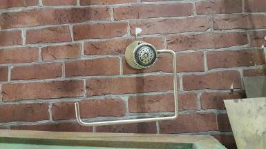 Toilet paper hook brass with wood Item code HOOK01L size deep 8.5 cm.long 14 cm. Toilet paper hook brass with wood Item code HOOK01L size deep 8.5 cm.long 14 cm.
