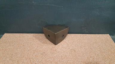 Brass corner item code T.012 size 51 x 51 x H 31 mm. Brass corner item code T.012 size 51 x 51 x H 31 mm.
