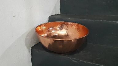 Copper sink Item Code CPS008 size wide 33 cm high 14 cm. Copper sink Item Code CPS008 size wide 33 cm high 14 cm.