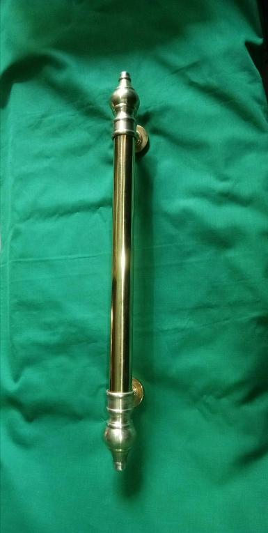 ฺBrass door handle Item Code AC.070E size long 900 mm. head 45 mm. pipe 32 mm. ฺBrass door handle Item Code AC.070E size long 900 mm. head 45 mm. pipe 32 mm.