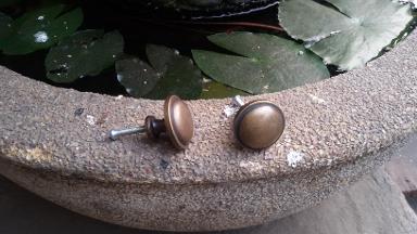 Brass knob Handle Item Code N.037 size wide 30 mm. high 24 mm. Brass knob Handle Item Code N.037 size wide 30 mm. high 24 mm.