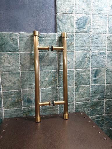 Brass door handle Item Code AC.037EP size long 500 mm pipe 25 mm. price/set Brass door handle Item Code AC.037EP size long 500 mm pipe 25 mm. price/set